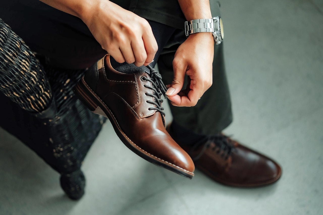 A Visual Guide to Styling Suits and Shoes from Jones Bootmaker